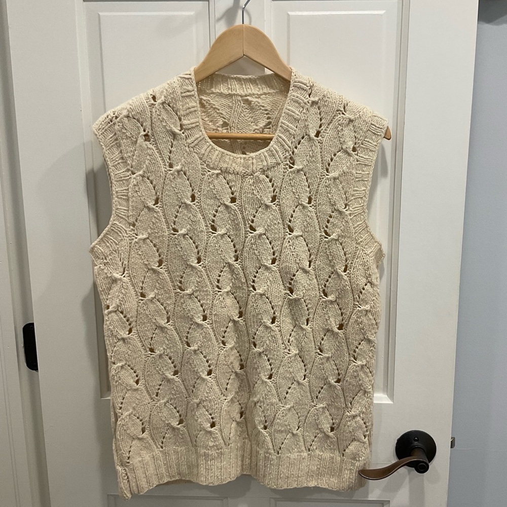 Hand Knit Wool Women’s Vest Size M